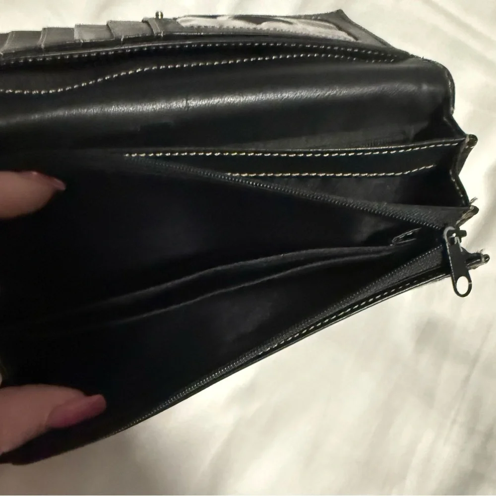 Tignanello Black Leather Wallet with Silver tone Logo! Like New!